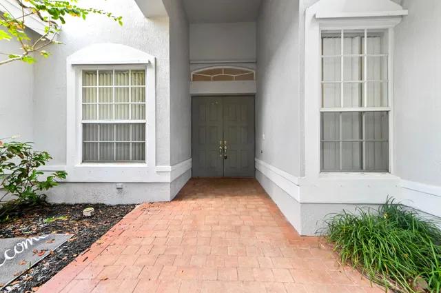 Residence photo 36