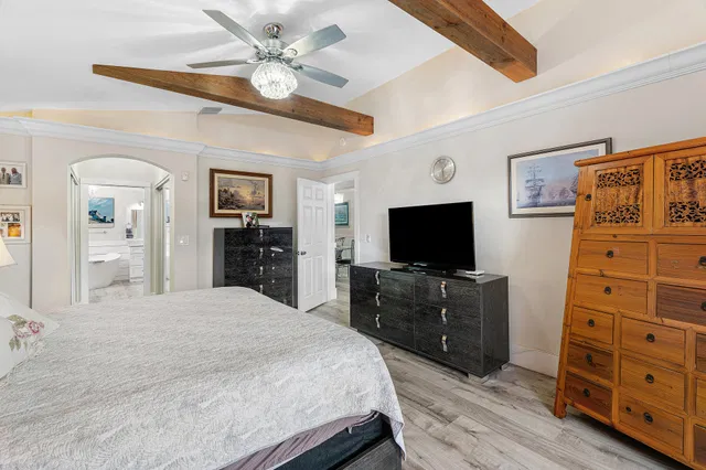 Residence photo 20