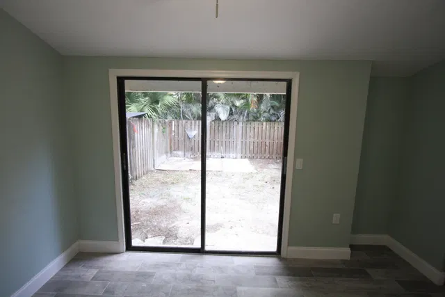 Residence photo 14
