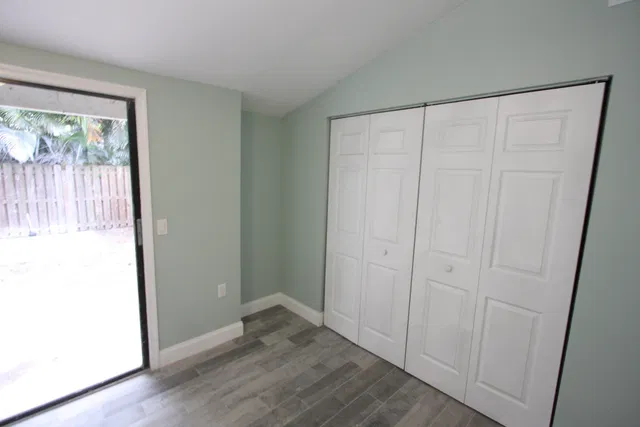 Residence photo 16