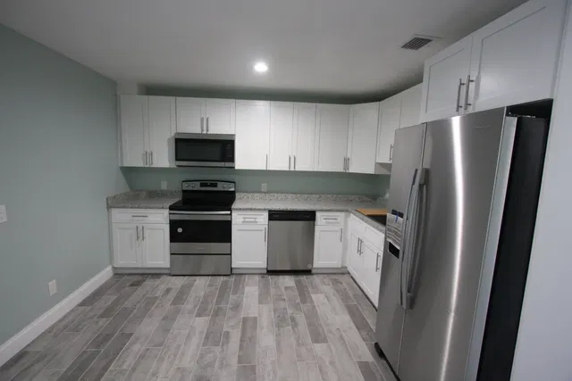 Residence photo 20