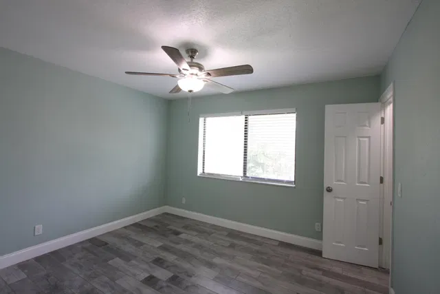 Residence photo 49