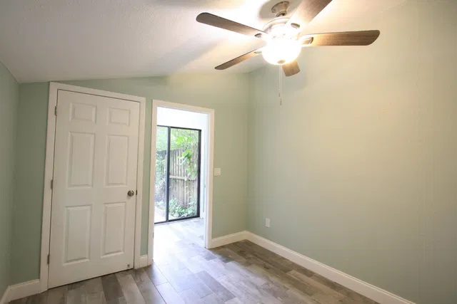 Residence photo 50