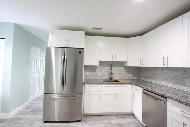 Residence photo 54