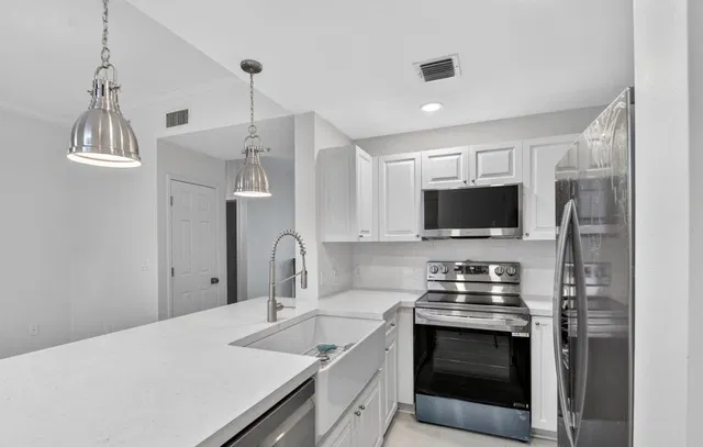 Downtown West Palm Beach Residence photo 2