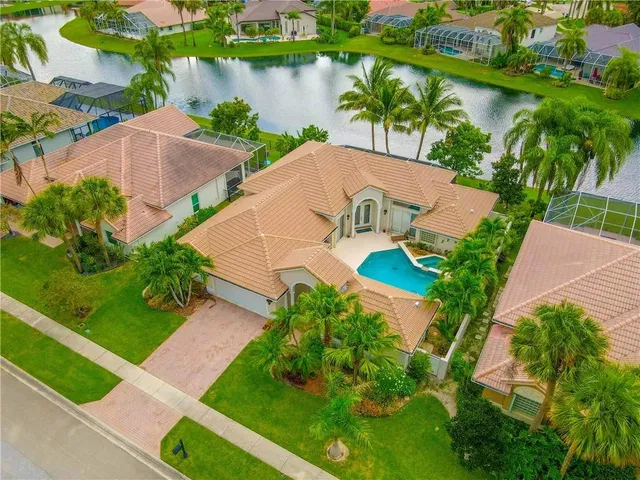 Boca Isles Residence photo 3