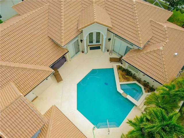 Boca Isles Residence photo 11