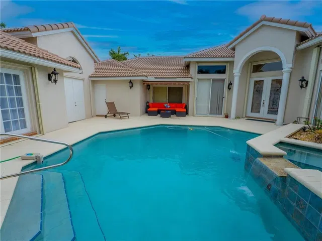 Boca Isles Residence photo 24