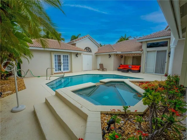Boca Isles Residence photo 26