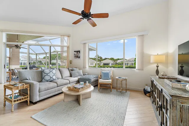 PGA National Palm Beach Gardens Residence photo 20
