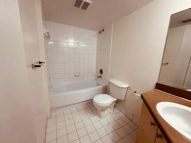 Residence photo 7