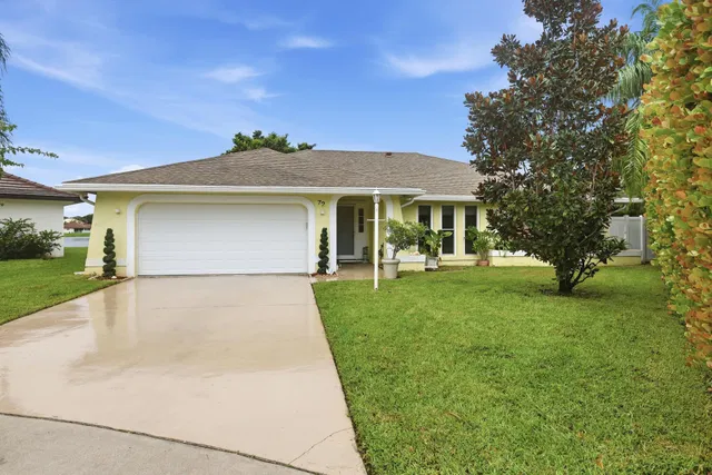 Residence photo 2