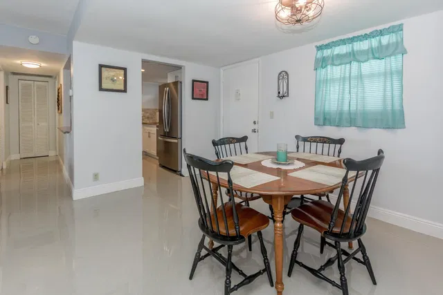  Unit 408 photo 5