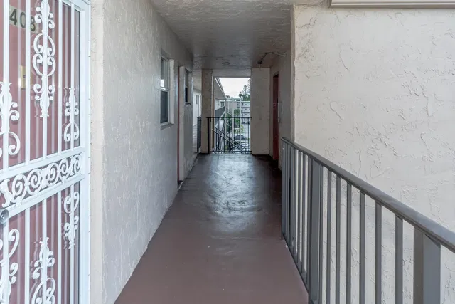  Unit 408 photo 20