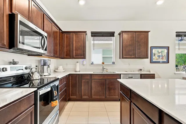 Residence photo 8