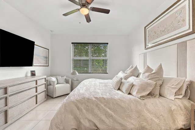 Residence photo 14