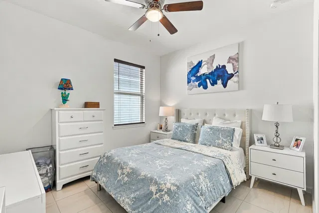 Residence photo 18