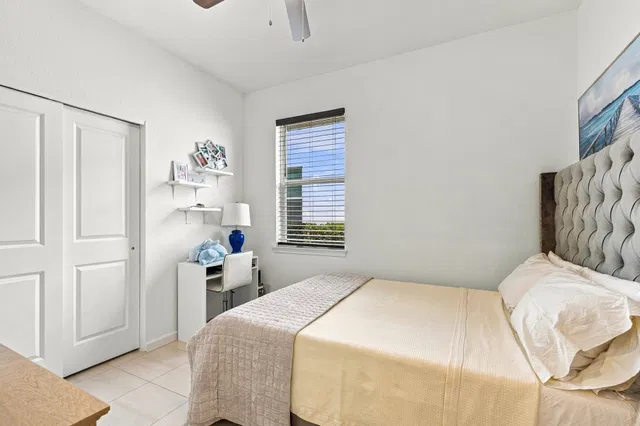 Residence photo 20