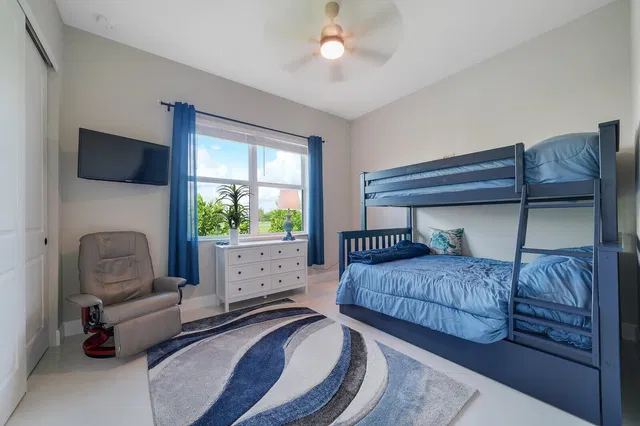  Residence photo 29