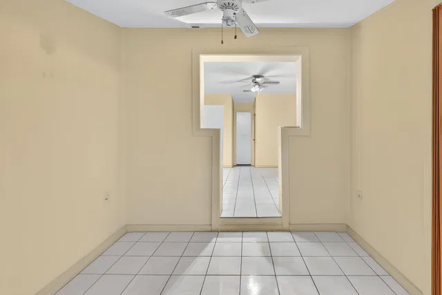  Residence photo 16