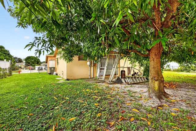  Residence photo 28