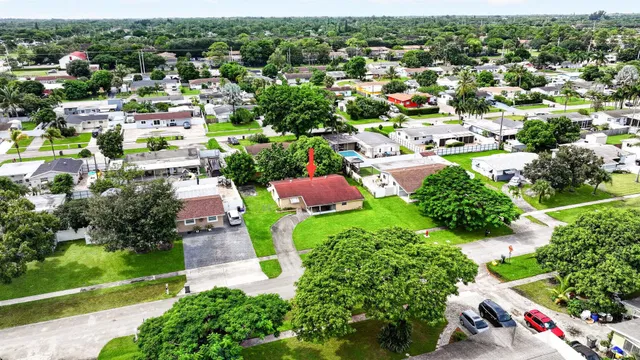  Residence photo 30