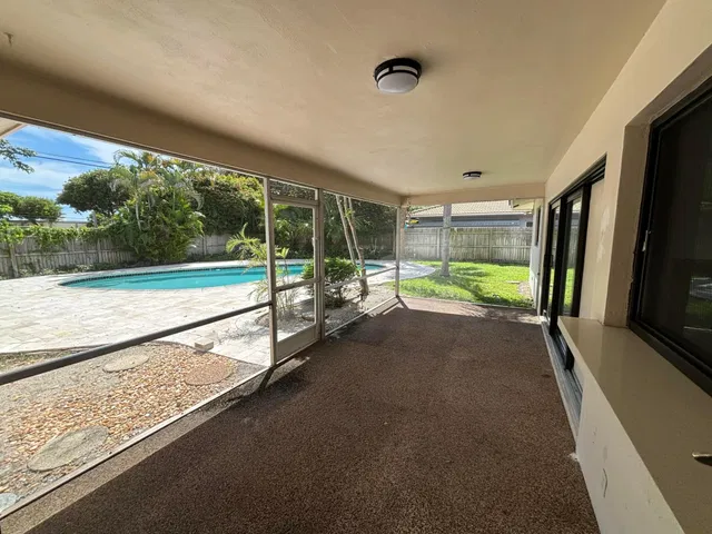  Residence photo 5