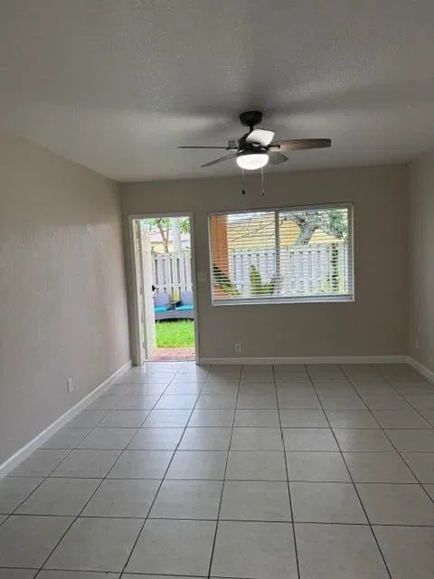 Unit 2 photo 2