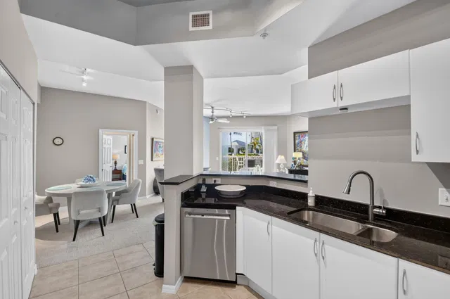 Windward Cove Lantana Unit 108 photo 11