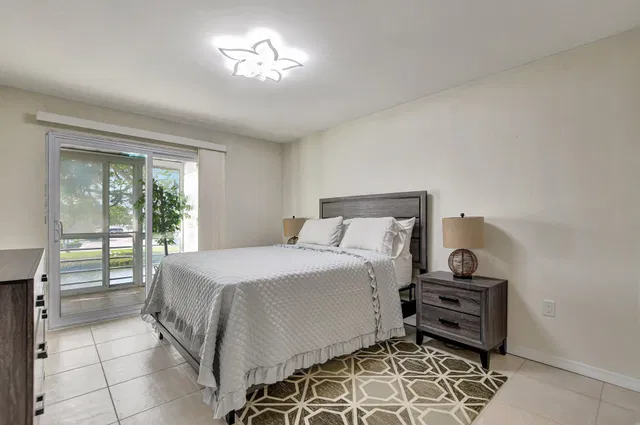  Residence photo 10