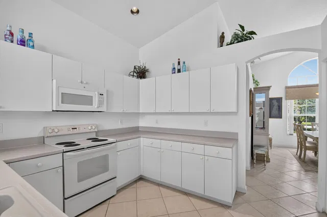 Residence photo 14