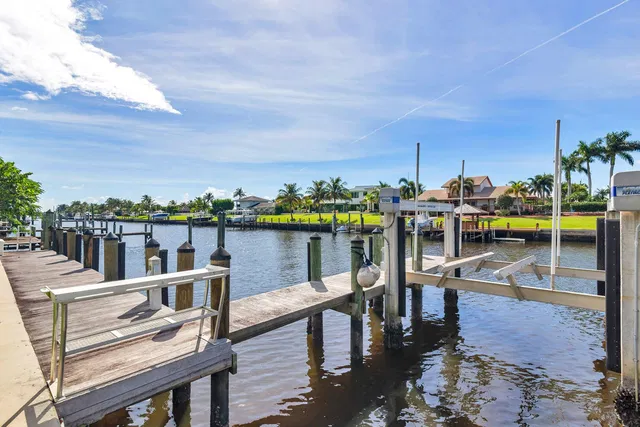 SoSo West Palm Beach Residence photo 30