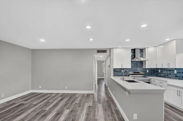 Residence photo 5