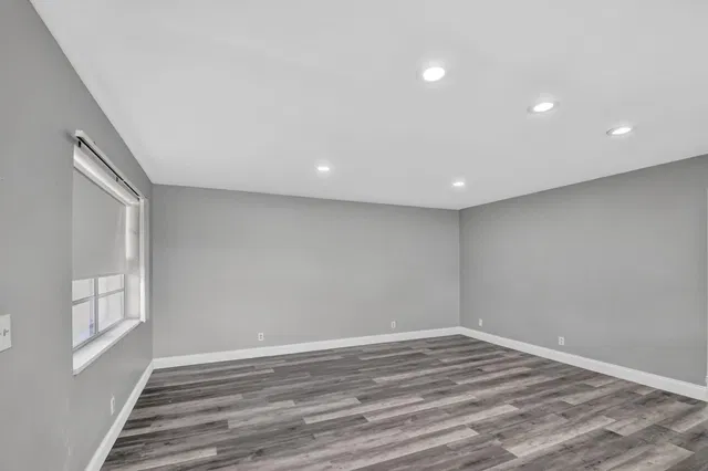 Residence photo 6