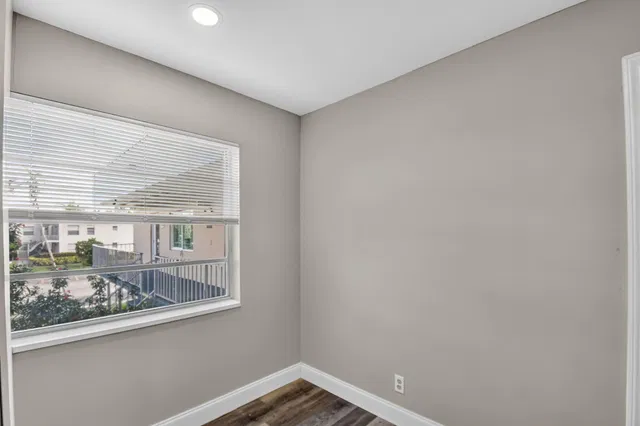 Residence photo 14