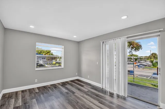 Residence photo 20