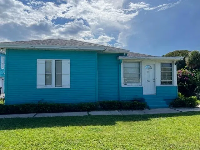 Residence photo 5