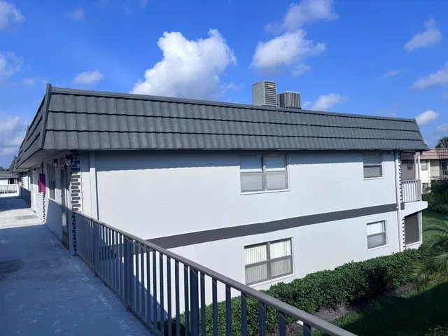 Residence photo 3