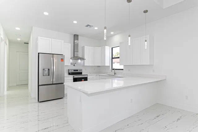 Residence photo 22