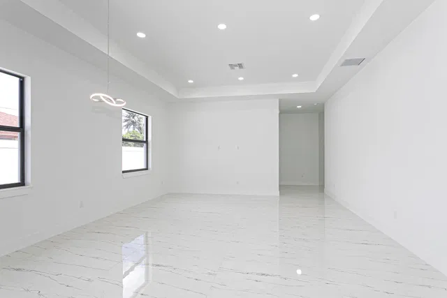 Residence photo 27
