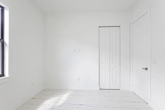 Residence photo 30