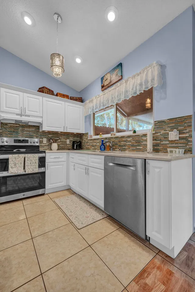 Residence photo 7