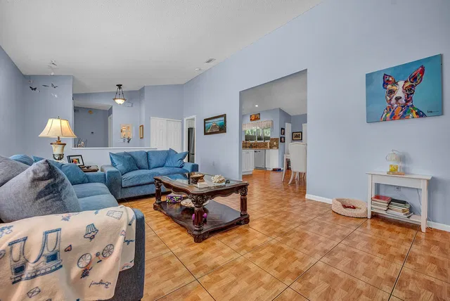 Residence photo 16