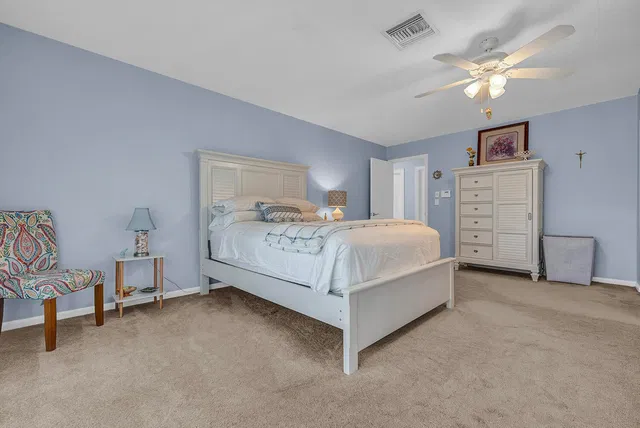 Residence photo 19