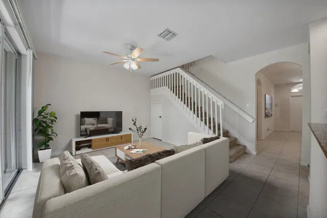 Residence photo 9