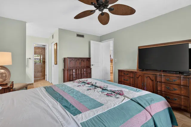 Eastpointe Country Club Unit 104b photo 22