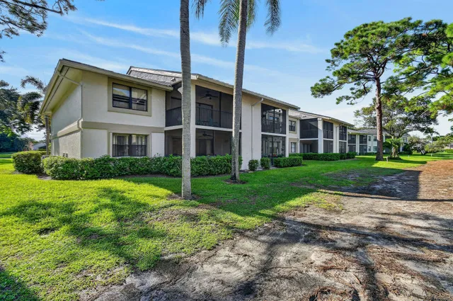 Eastpointe Country Club Unit 104b photo 38