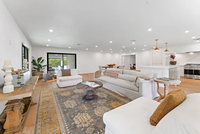 Residence photo 11