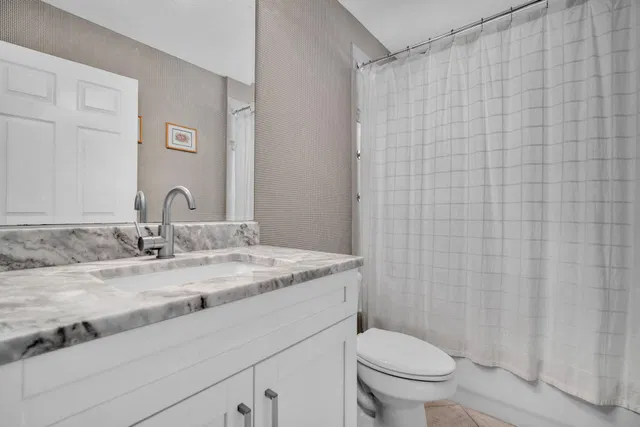 Residence photo 25