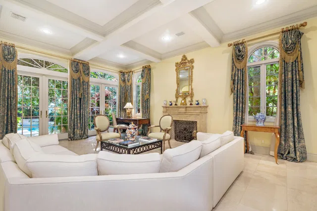 Royal Park Residence photo 5